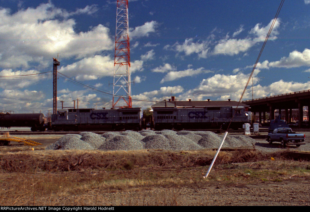 CSX 7541 & 7557